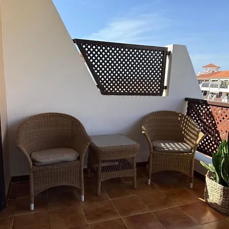 Family Pool Terrace Airco Golf *