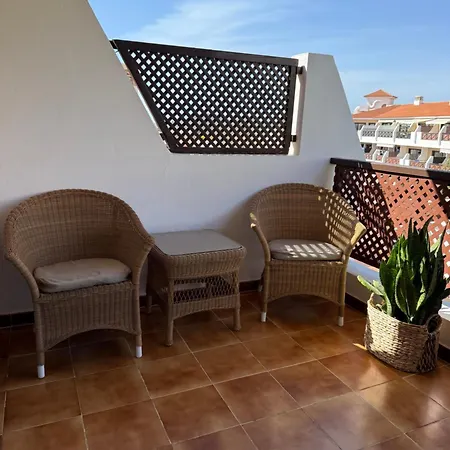 Family Pool Terrace Airco Golf *